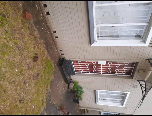 2 BEDROOM PROPERTY TO RENT IN OVERPORT